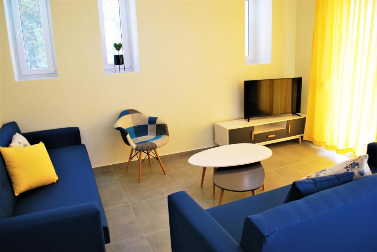 Q Luxury Rooms Paleros Esterno foto